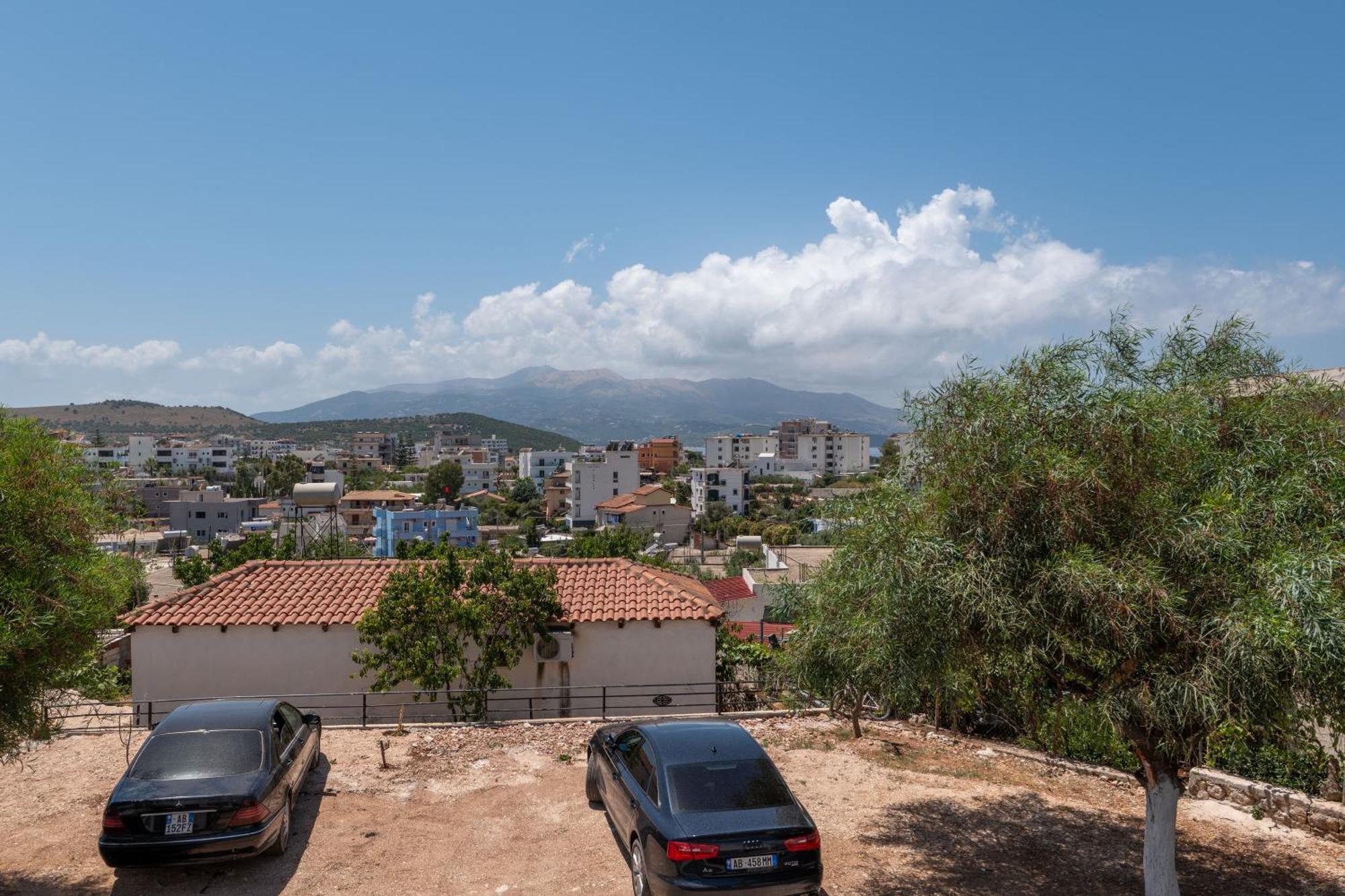 Vila Sefedin クサミル エクステリア 写真